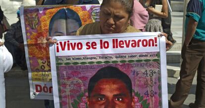 Manifestaci&oacute;n por el &#039;caso Ayotzinapa&#039;.