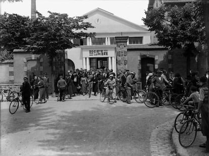 Una imagen de los operarios de la Société Lumière a inicios de los años treinta en Joinville-le-Pont, a las afueras de París.