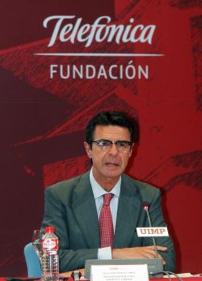 El ministro de Industria, Energia y Turismo, Jos&eacute; Manuel Soria, interviene durante la inauguraci&oacute;n del 28 encuentro de Telecomunicaciones y Econom&iacute;a Digital.