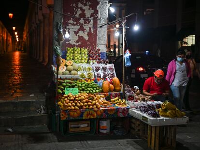 Aspecto de un comercio ambulante en Yucatán (México).