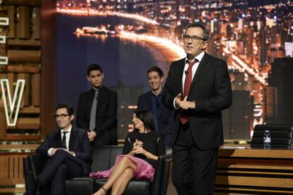 Buenafuente y sus colaboradores en 'Leit Motiv'.
