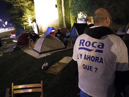 Acampada contra el ERE en la f&aacute;brica de Alcal&aacute; de Henares.