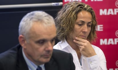 José Luis Escañuela, president de la Federació de Tennis, i Gala León.