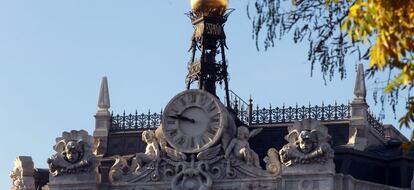 Reloj de la fachada de la sede del Banco de Espa&ntilde;a