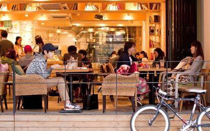 Un café en el barrio universitario de Hongdae, en Seúl.
