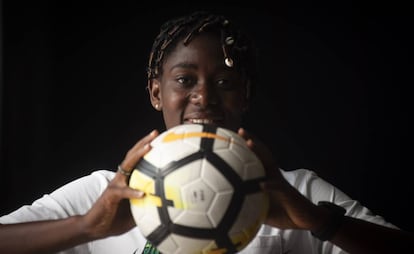 Asisat Oshoala, en la Ciudad Deportiva Joan Gamper. 