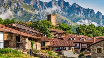 La aldea de Mogrovejo, en Cantabria.