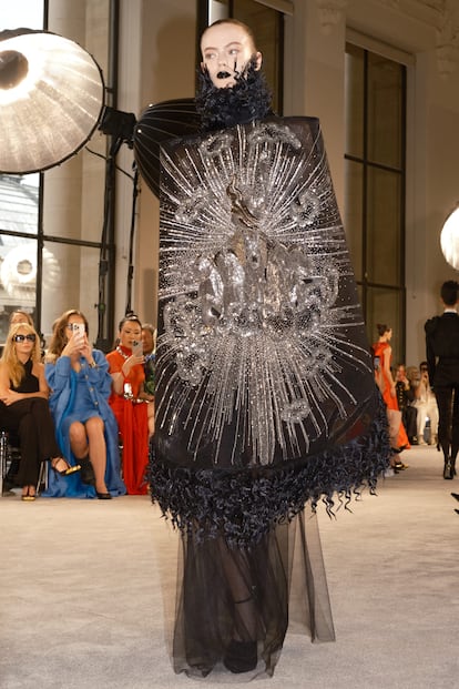 SCHIAPARELLI ALTA COSTURA O-I 2025/26 Desfile