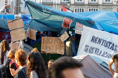 Vista de la acampada de la Puerta del Sol. EFE/ Víctor LerenaVíctor Lerena (EFE)