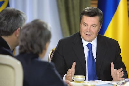 El presidente ucranio, Viktor Yanuk&oacute;vich, durante un encuentro con periodistas el martes en Kiev.