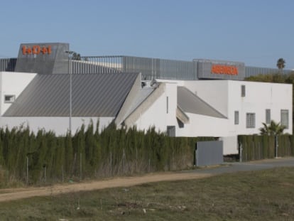 Exterior del complejo de Abengoa Water en Dos Hermanas (Sevilla).