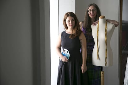 Sofía Nieto (izquierda) y Arancha Rodrigálvarez, diseñadoras de moda.