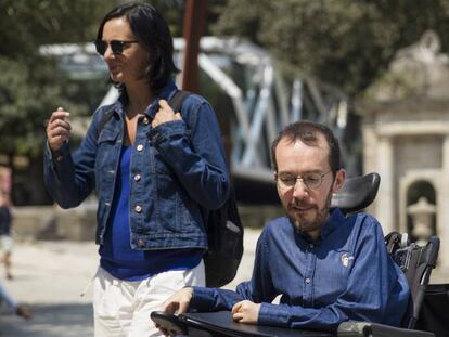 Pablo Echenique y Carolina Bescansa, en Galicia.