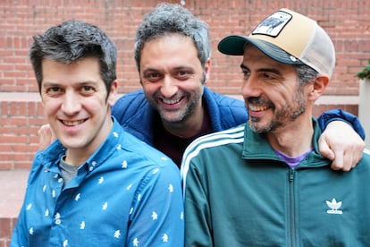 Dani Alegret a l'esquerra, Ferran Piqué a la dreta i Joan Enric Barceló
