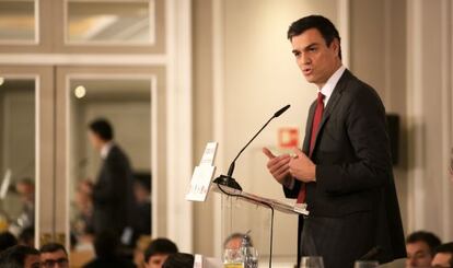 Pedro Sánchez, durante el desayuno informativo.