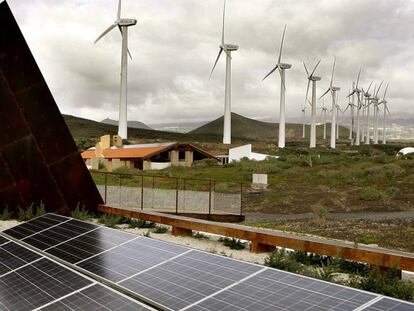 Paneles para captar energía solar fotovoltaica en Canarias