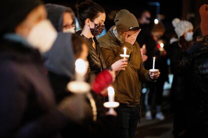 Colorado ha sido escenario de dos de los tiroteos de masas más graves de la historia de la nación. En 1999, dos adolescentes acabaron con la vida de 12 compañeros y un profesor. En el 2012 un hombre armado irrumpió en un cine y mató a 12 personas.