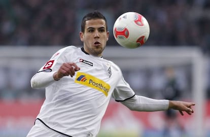 Domínguez, en un partido con el Borussia Moenchengladbach.