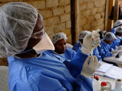 El equipo de vacunación de MSF en Kanzulinzuli, República Democrática del Congo.