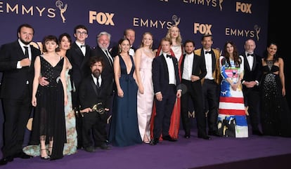 El elenco de 'Juego de tronos' en los premios Emmy celebrados el domingo en Los Ángeles (EE UU).