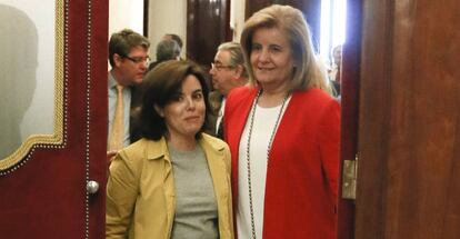 Soraya Sáenz de Santamaría y Fátima Báñez