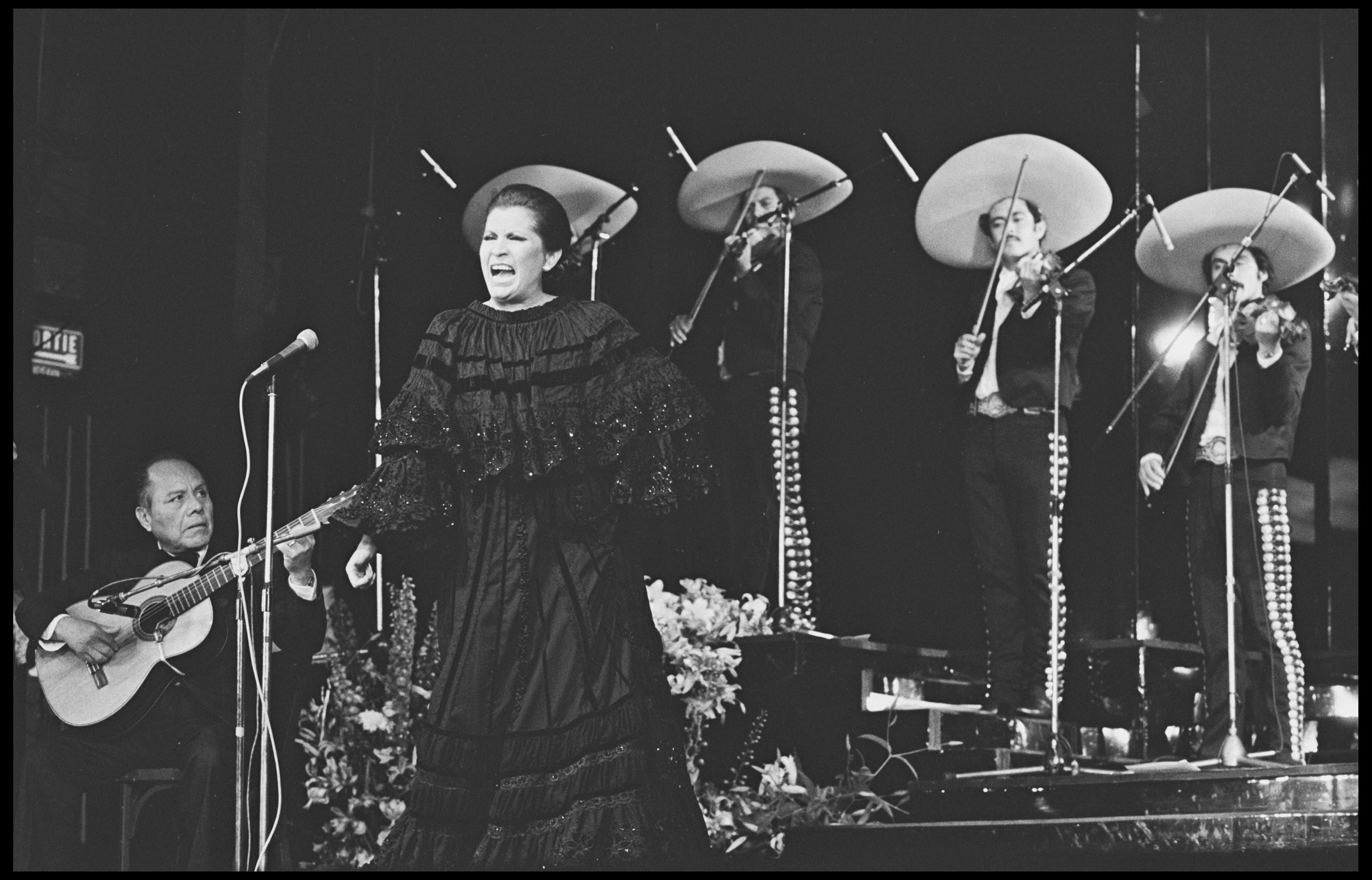 Lola Beltrán en concierto en 1979. 
