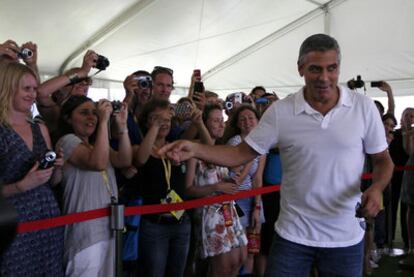 George Clooney en la presentación de su última película 'Los idus de Marzo', en Cancún.
