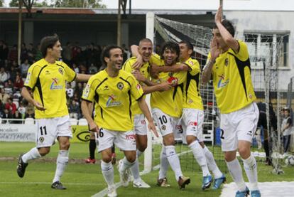 Portillo celebra el primer gol del Hércules.