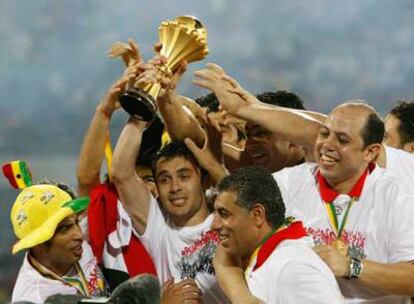 Los jugadores de Egipto celebran el título, su segundo consecutivo.