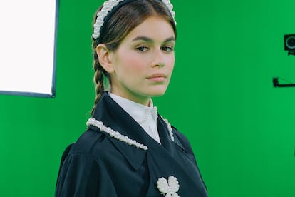 Kaia Gerber, protagonista de la experiencia de realidad aumentada de Simone Rocha X H&M.