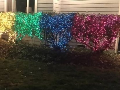 10.000 luzes de Natal para dar uma lição aos vizinhos homofóbicos