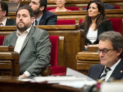 Artur Mas y Oriol Junqueras antes de la sesión de control en el Parlament.