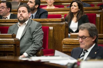 Artur Mas y Oriol Junqueras antes de la sesión de control en el Parlament.