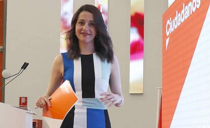 Inés Arrimadas comparece tras la reunión de la Ejecutiva de Ciudadanos un día después de las elecciones del 26-M.