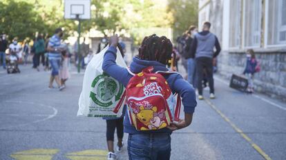 Niños en el Colegio Público Víctor Pradera de Pamplona, Navarra.