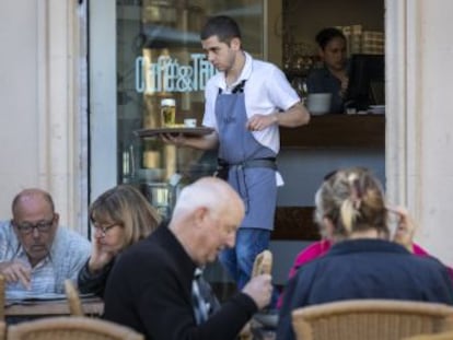 La empresa de trabajo temporal Randstad prevé casi 200.000 contrataciones en los sectores relacionados con el turismo