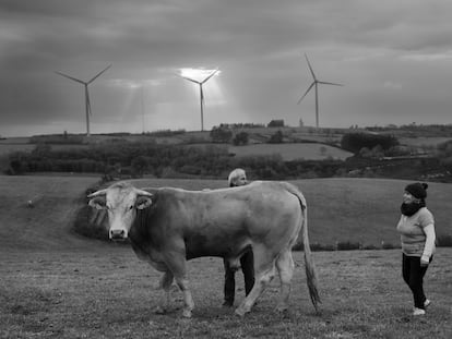 ‘El legado que seremos’ pretende visibilizar la transición energética justa y su impacto en la sociedad española. Un proyecto creado por el fotógrafo documental Álvaro Ybarra y patrocinado por Endesa.