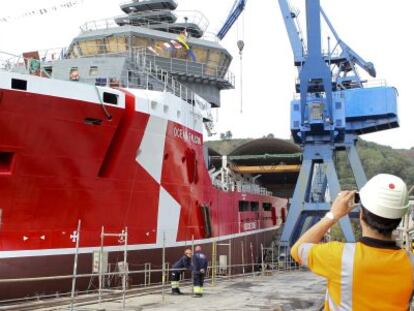 El 'Ocean Falcon' este jueves en Pasajes.