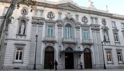 Fachada del Tribunal Supremo, en Madrid.