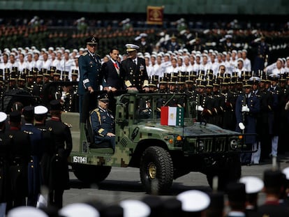 El expresidente Enrique Pena Nieto en el desfile militar, en 2016.