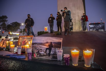 Compañeros periodistas de Margarito Martínez realizaron una vigilia para recordarle y exigir justicia, el 21 de enero de 2022, en Tijuana, Estado de Baja California.