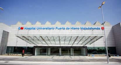 Fachada del Hospital Universitario Puerta de Hierro, en Majadahonda (Madrid).