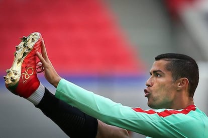 Cristiano Ronaldo en el último entrenamiento antes del debut contra México.