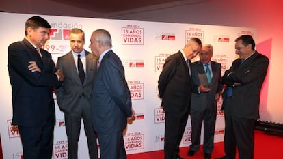 Los seis exministros de Trabajo en el XV aniversario de la Fundación Adecco