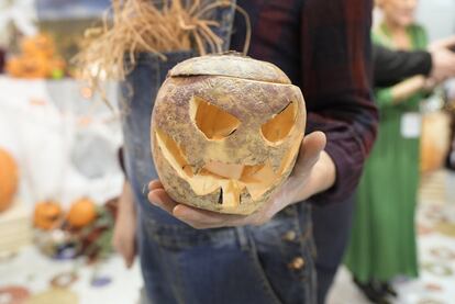 Inauguración de la celebración del Halloween irlandés en el mercado de La Paz.