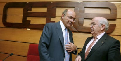 Imagen de archivo del presidente de la patronal, Gerardo Díaz Ferrán, y su vicepresidente hasta el pasado lunes, Juan Jiménez Aguilar.