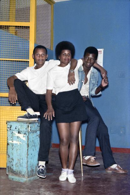 Marcelo Santos, Renata Negona (Negrona) y Marcelino Antonio Braga de Oliveira, conocido como Ganso (1986).