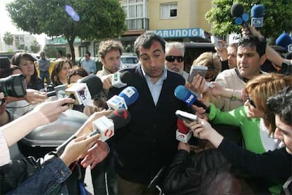 Rafael del Pozo, jefe de la Policía Local de Marbella, antes de entrar en los juzgados para declarar.