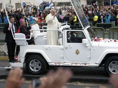 El papa Francisco, en el Parque Bicentenario, en Quito, el pasado martes.