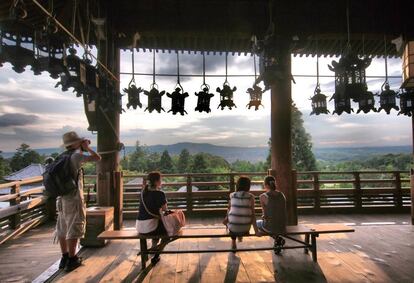 El templo budista de Nigatsu-do, en la ciudad japonesa de Nara.